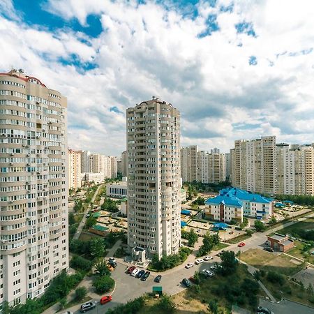 Apartment On Urlovskaya 23A Kiev Buitenkant foto